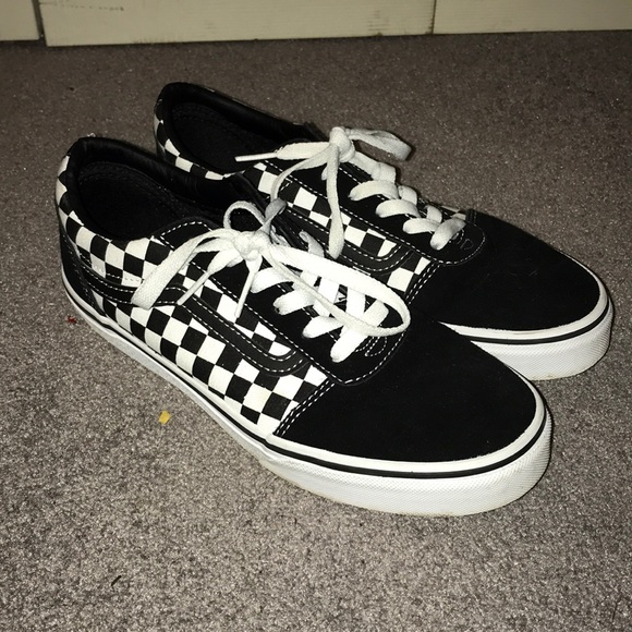 mens checkered vans